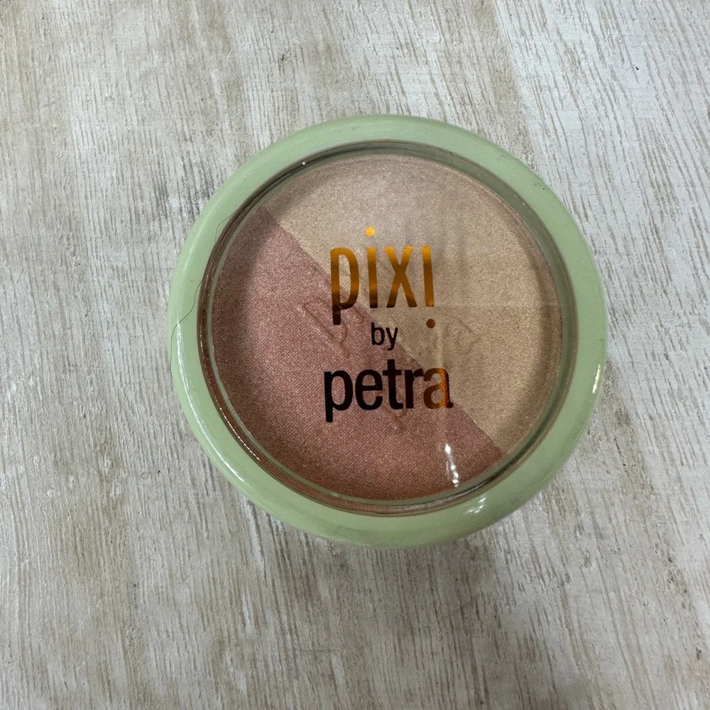 $6 🌙 PIXI by PETRA‎ Peach Honey Blush NEW